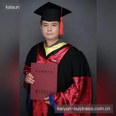 卜巨